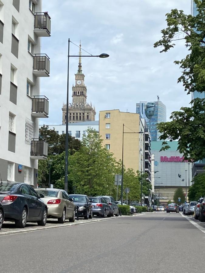 Place 2 Apartment Warschau