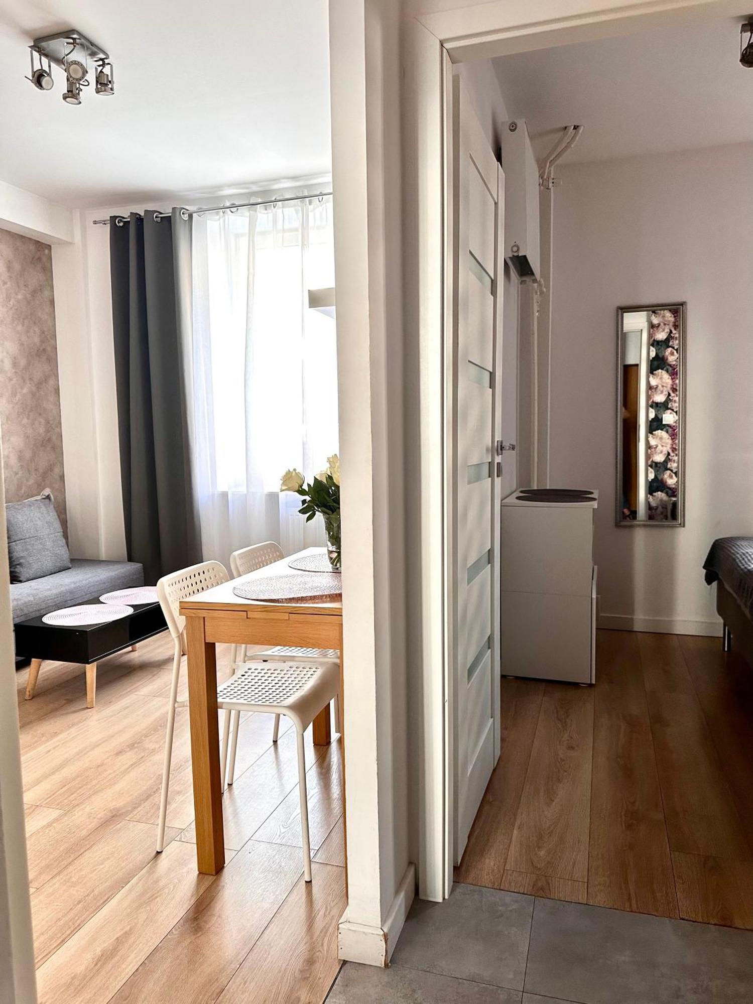 Place 2 Apartment Warschau